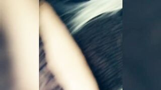 Disfrutando de mí con mis uñas largas