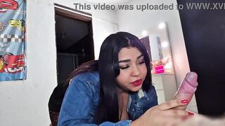 Cutie abandoned by her boyfriend is helped and screwed by a stranger