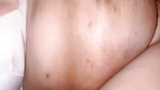 Nurfadila's squatting style is actually bewitching, I swear