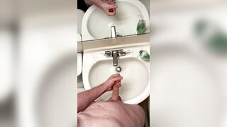 Jerking off my knob in the washroom until I cum in the sink like a excited whore