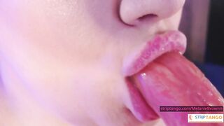 MELANIEBROWNN'S SLOW TEASE BREAKS INTO WILD, PALPITATING MOIST FANTASIES