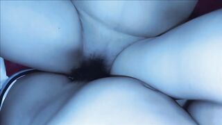 Hermanastra inocente folla por primera vez con su hermanastro ????????