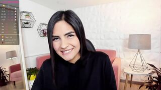 Oiled Nalgas Grind Tease – Squirting Latin babe Desires Tongue