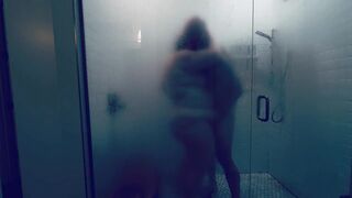 Curvy mother i'd like to fuck getting it hard from behind