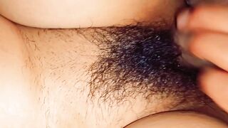 Sexo rápido con mi'migo antes de que llegue alguien a casa