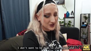 HUNT4K. Is This babe Doing It for Him or for Her Joy?