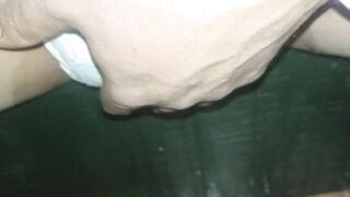 I pee in my diaper until it drains