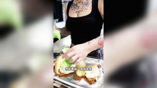 【喷泉乔老师】54岁成人公司女老板做黑暗料理vx：pqzy555555了解更多