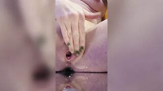 Smutty talking wife squirts 3 times on clip call