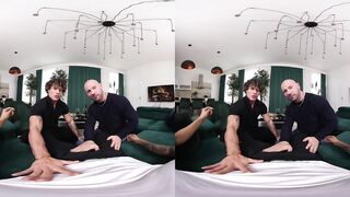 Birthday bareback trio with muscle Latino and French gym bro