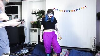 Clowngirl Pantsed BTS- Behind the scenes from a little photoset I did!