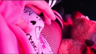 See this Femboy shoot some worthwhile cum!