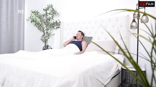 Stepdad Lets Chloe Rose Borrow His Chubby Knob