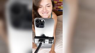 KEROLAY CHAVES SE EXIBINDO EM LIVE