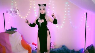 Cosmic Bimbo twerking in a zero gravity - anniemaymay