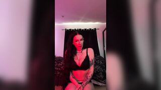 Sexually excited British Rock ASMR JOI