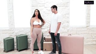 Large Tittied Koda Monroe Celebrates Mother's Day With Large Wang!
