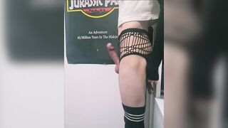 Femboy cumming handsfree