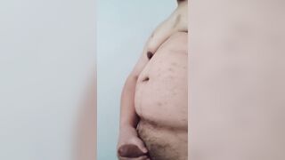 An chunky guy cum cum cum