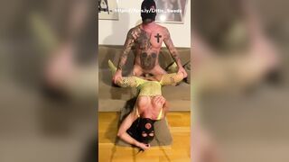 Masked thrall bangs her slaver