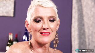 Masturbation Session with Lexy Cougar