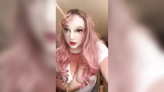 Just a hotty in her female mask who craves to touch herself during the time that that babe thinks of u ????