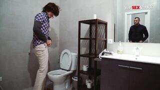 I Bent Over Near the Throne-room and That guy Just Slid His Schlong Right In... Drilled My Booty So Hard the Mirror Shook
