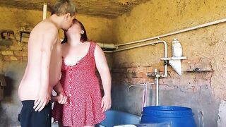 I drilled a village wench right in the barn where that babe was doing laundry.