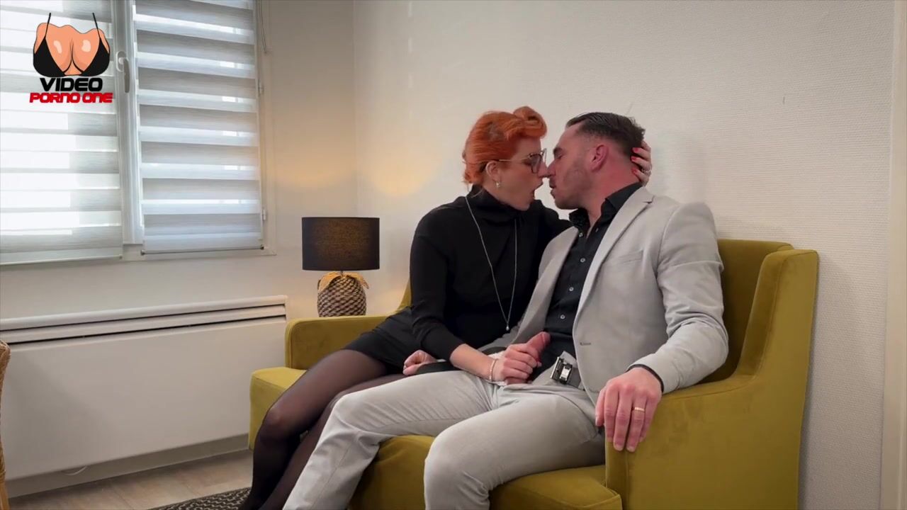 My Shrink Is a Large Doxy Who Likes Penis! 