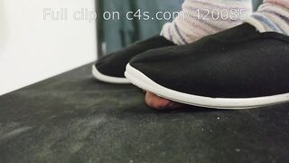LittleShoes - Rod Crush Gym Slippers Size 34 Preview POV