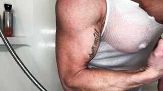 Shower Flex Dream: Kandy Flexes and Rips Her Reservoir Top