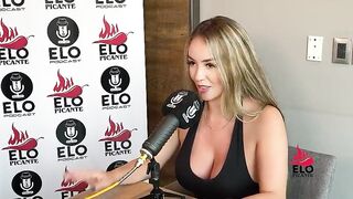Tatiana Alvarez eats the entire banana with cream