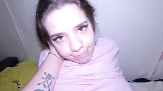 Stepsister Fights Boredom With Her Snatch full version