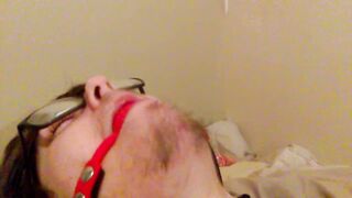 Gagging myself and cumming quickly
