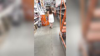 Public Squirt in Home Depot - SOOO MANY PEOPLE CAME IN