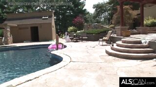 Skinny Brunette hair Tamara Jade Masturbates Poolside