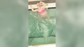 Davisdesires Is in the Pool See Her Cunt Drool