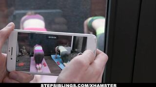 StepSiblings - Hawt Teens Suck Off Their Large Shlong Stepbrothe