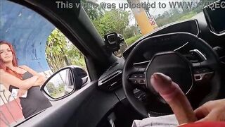 Risky masturbation in public with a hawt hotty at the bus stop!