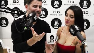 Pau Rojas shows off her strap