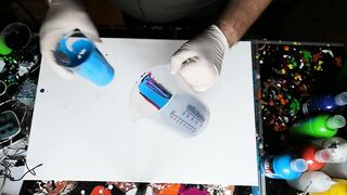 Bunter Sex und Acryl pouring