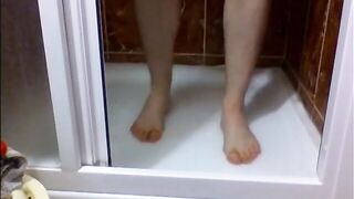 Dom Sweetblueyes Feet Fetish Play in the Shower