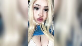 are you wanking watching this hot teen?