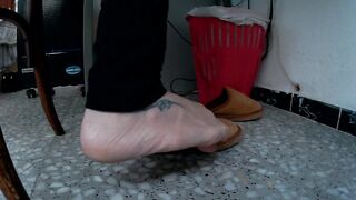 Look at my hot feet whilst I'm sitting!! Have a fun it!!