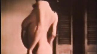 Hawt Darkhaired Hotty with Large Natural Tits Loves to Play with Her Hirsute Snatch
