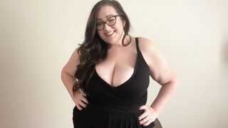 StepMommy gives your 1st tugjob