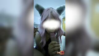 kitty lo chupa rico y complace con cosplay nekomimi cargirl