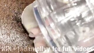 Massive clitoris screwing toy