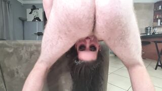 Coarse upside down sloppy deepthroat - mouth - skull screw with loads of gagging
