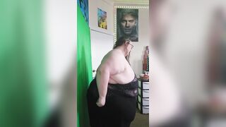 Lets Disrobe and Dance SSBBW